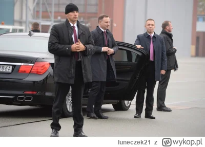 luneczek21 - UWAGA!!! PREZYDENT DUDA JEŹDZI LIMUZYNA BMW, PRODUCENTA SILNIKÓW LOTNICZ...