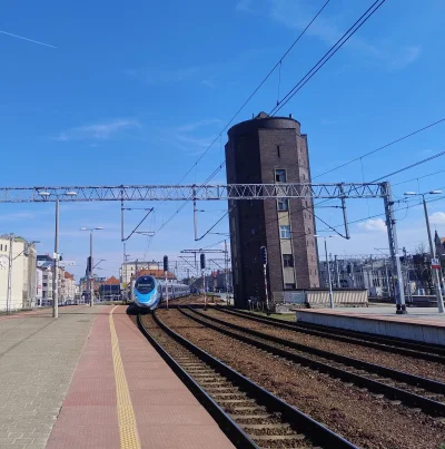 sylwke3100 - Stacja Katowice.


Pociąg Pendolino EIP 5400 ( Gdynia Główna - Gliwice) ...