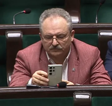 Imperator_Wladek - Ciekawe co na mirko
#sejm #polityka