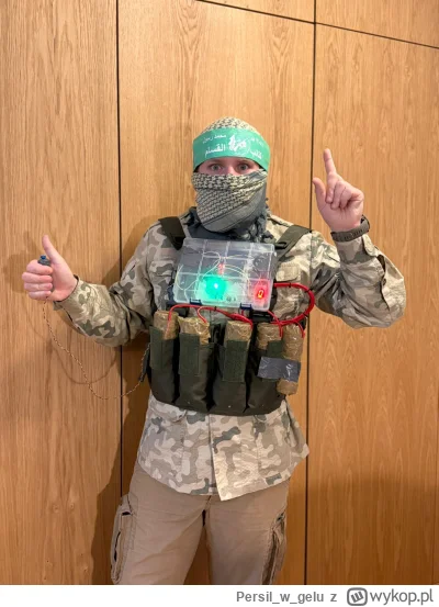 Persilwgelu - Halloween się skończyło, a ja przez świeżo upitolone kolano, nawet nie ...