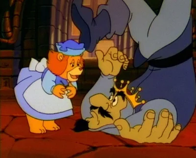 d4wid - #kiszak 

Larwa mówiąca wąsaczowi, że d--y obsranej nie myje sie w zlewie