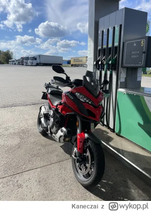 Kaneczai - Ah te Ducati(｡◕‿‿◕｡) Dzisiaj miałem okazję zrobić 500km na multi 1260S z p...