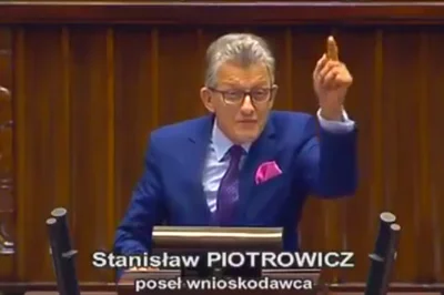 loginnawykoppl - Nic nie przebije jednak jak "precz z komuną" darł ryja z mównicy sej...