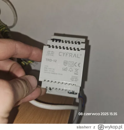 slasherr - Dzięki za wskazówki
@Jarek_P raczej podłączam dobrze bo elektrozaczep pusz...