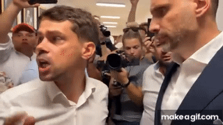 mirusmireczek - #wislakrakow 
"Nadejdzie wiosna i lepsze czasy...".
CICHO! za wcześni...