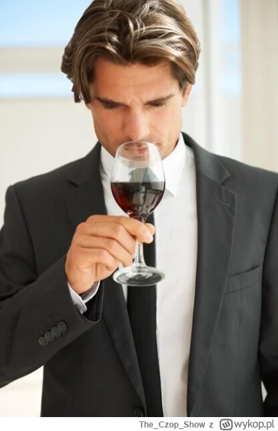 TheCzopShow - @Cerb3rusPL: ostentacyjnie surowe. Pointa w tempo. Umiarkowane wysyceni...