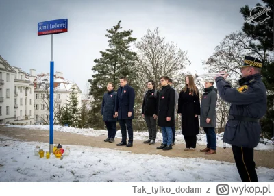 Taktylkododam - Teraz sobie wyobraźcie alternatywną rzeczywistość, gdzie jakiś pisows...