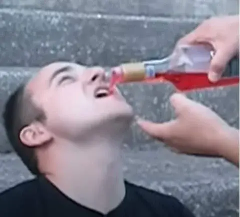 gozer-traveler - @pasza03: a tego gagatka poznajesz Darku?