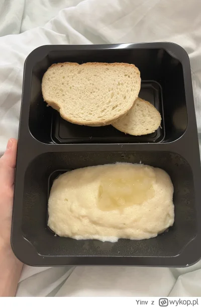 Yinv - Też myślałam, że chodzi o diety szpitalne XD

Na zdjęciu kaszka manna i chleb....