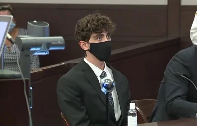 ka-lol - @Anon_Anonimowicz: powinno być jak w USA

10 lat za wyścig 
+
14 za zabicie ...