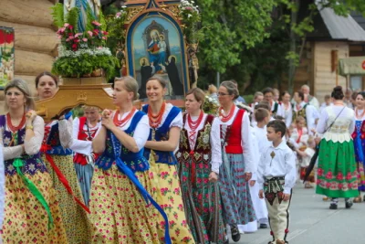 Ryneczek - Nie ma czegoś takiego jak "katolicki zamordyzm". Religia katolicka to najb...