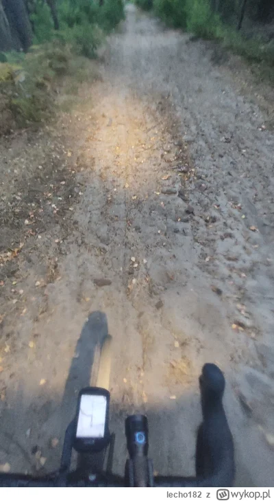 lecho182 - @AbaddonLincoln: zdjęcie to parszywa propaganda (opis juz mniej). Zbierani...