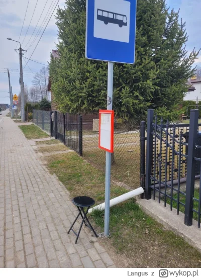 Langus - #bialystok #komunikacjamiejska 
Uchwycone przez kolegę w Klepaczach,