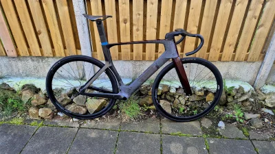 4x80 - @Paczekwmasle: Z naprawą karbonu jeszcze nie skończyłem, wczoraj wstępnie chci...