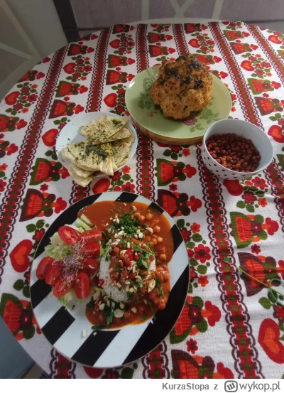 KurzaStopa - #gotujzwykopem #jedzenie Tikka Masala z ciecierzycą posypana świeżą piet...