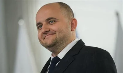 Zenzowaty - Złodziej złapany za rękę, krzyczy "nie jestem złodziejem". Oszustw złapan...