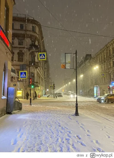 drim - cicho jakby caly swiat
zgasil swiatlo poszedl spac