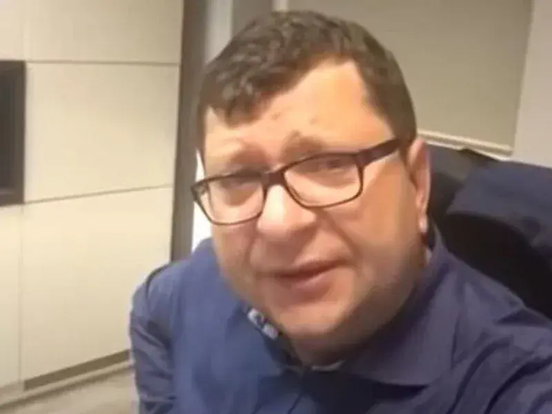 Sloiko-student_1 - #wybory 
Od paru lat toczą się w Polsce spory, czy polska jest bar...