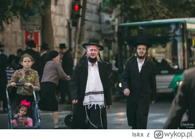 lskx - #raportzpanstwasrodka 
Ma ktoś tego wczorajszego lajwa z Mańkiem? Billy potrze...