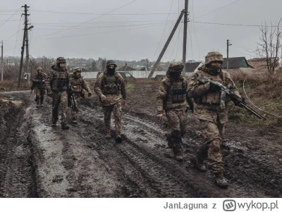 JanLaguna - Rosjanie bliscy odcięcia zaopatrzenia do Bachmutu

W ostatnich dniach Ros...