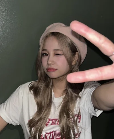 XKHYCCB2dX - #koreanka #jihan #weeekly