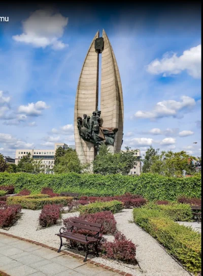 haston - Typowe dla rewolucyjnej lewicy marksistowskiej to doszukiwanie sie czegos cz...