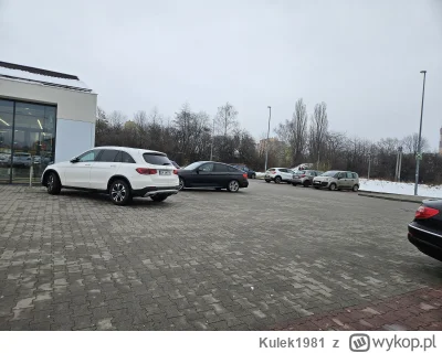 Kulek1981 - Kolejny dzień pod biedronką. Miejsc jak zwykle pełno, ale podjechał Merce...