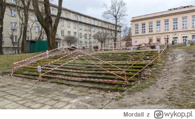 Mordall - To nic przy prastarej konstrukcji w nowej hucie. schody nuwu hutu