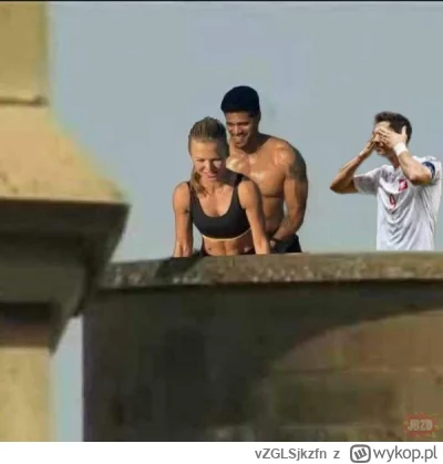 vZGLSjkzfn - @EmcePomidor3: taki z ciebie ogier? to pomyśl o nim