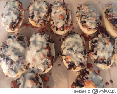Heekate - Zapiekanki ( ͡° ͜ʖ ͡°), skład farszu: drobno siekane pieczarki, cebula, bek...