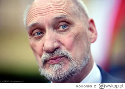 KoHones - @kochmap: @kochmap Panowie i Panie ja tylko chciałem wyrzucić śmieci.