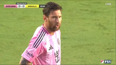 Minieri - 2 bramki Messiego z meczu Inter Miami - Nashville 2:1

Mirror: https://stre...