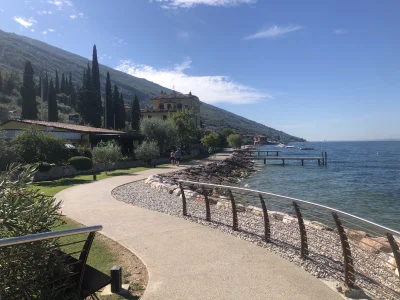 ChlopoRobotnik2137 - Rano jeszcze było pusto wiec można bylo cisnąć