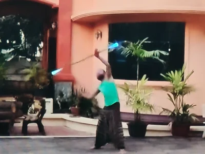 Bimbas - #raportzpanstwasrodka  Waldemar tak zachwalał pokazy typa z dredami, że ćwic...