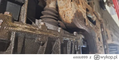 emlo999 - #samochody jest tu jakiś mechanik? i wie może skąd ten przeciek w skrzyni b...
