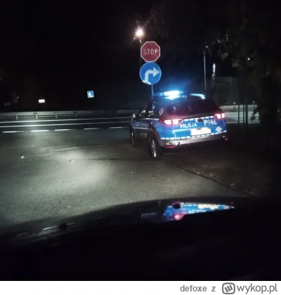 defoxe - @Kempes nie mieli to lampka podswietlajaca napis policja