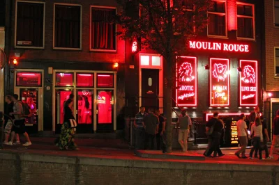 jacekparowka - Daily reminder: twoja praca na etacie przy komputerze nie różni się ni...