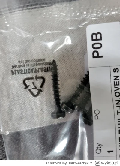 schizoidalny_introwertyk - Majstry, prosze o pomoc w mocowaniu piekarnika srubkami. W...