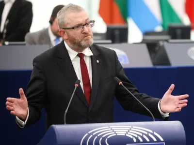 Aggressive_Perfector - W sumie jeśli PRIME szuka kogoś do komentarza, to on by się na...