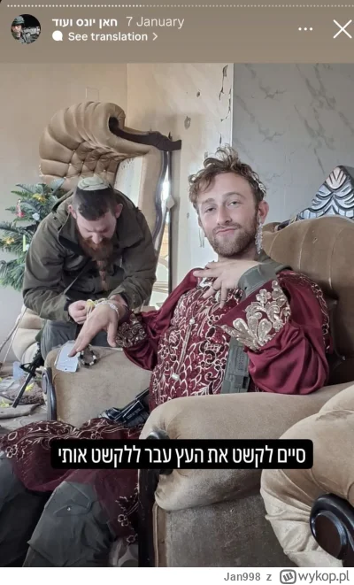 Jan998 - Uśmiechnięci żołnierze IDF bawią się wesoło przebierając w trofiejne ubrania...