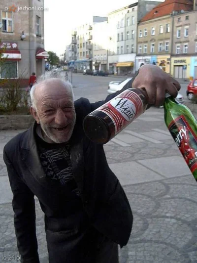 Czerwonyalimenciarz - @niedorzecznybubr: @JozefG_34 
Do nowego roku będzie pite za ha...