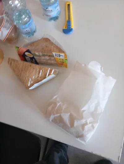 kanguru - przerwa robolska #przegryw #kolchoz #pracbaza #jedzzwykopem #jedzenie