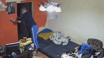 Mahonek_Magical - Dostawa albo psikus... (•‿•)
#danielmagical #chlopakizraszei #pato...