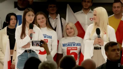 P.....n - Ta julka właśnie opowiada jak to w Polsce kobiety mają źle i ogólnie płaku ...