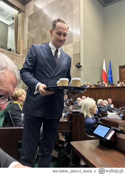 wscieklepiesciweza - młodego po kawe wysłali
#sejm