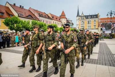 pinktonguy - Nie wiem jak u Was, ale na mnie największe wrażenie wywarł przemarsz 57 ...