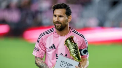 KamilAmrah - @Robert_robinson: Ten grał i patrz ile osiągnął