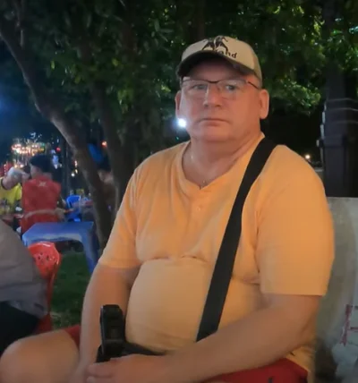 Brutus66 - Ormowiec ma wzrok jakby ktoś go zapytał kiedy odda pożyczone penądze 
albo...