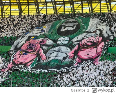 Gasikfps - #lechia  #arka #ekstraklasa 

Ładnie sie bawią w tej ekstraklasie. Zdjęcie...