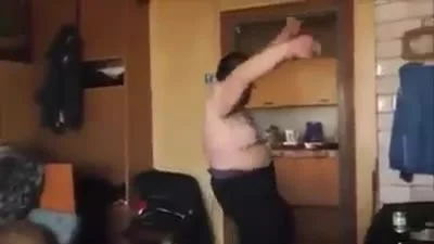 b.....0 - @odri_hepbern: Już go ściągam